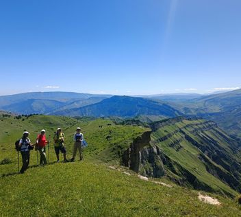 По краю башен. Кавказская тропа