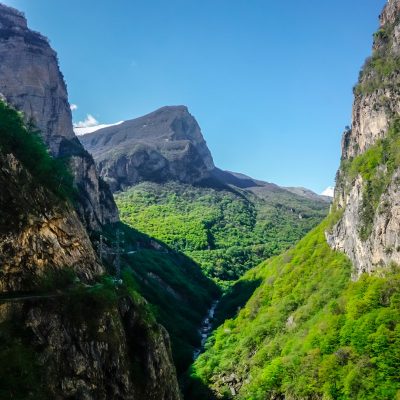 В Кабардино-Балкарию из Ессентуков — в мини-группе