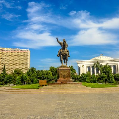 «Красавец Ташкент»: авто-пешеходная экскурсия