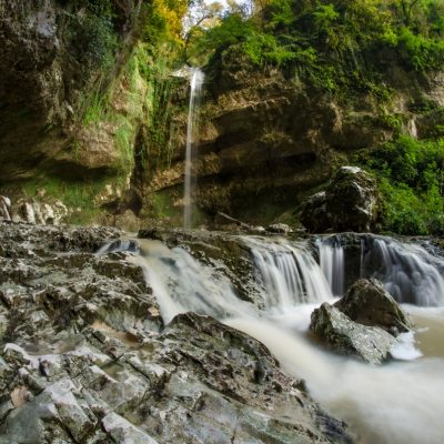 Шесть чудес Сочи за день: водопады, пещеры, древние храмы