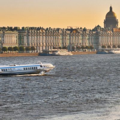 В Петергоф — на метеоре! Экскурсия с индивидуальным гидом