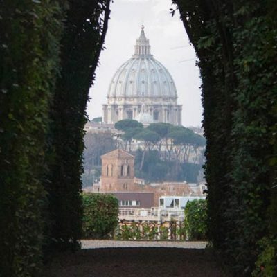 Зеленое сердце Рима: прогулка по средневековым паркам Целия и Авентина
