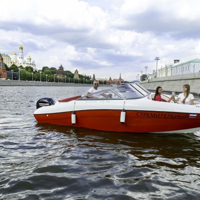 Индивидуальная прогулка на катере по Москве-реке