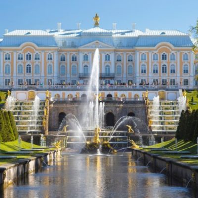 Экскурсия в Петергоф с посещением Большого дворца в мини-группе (билеты включены)