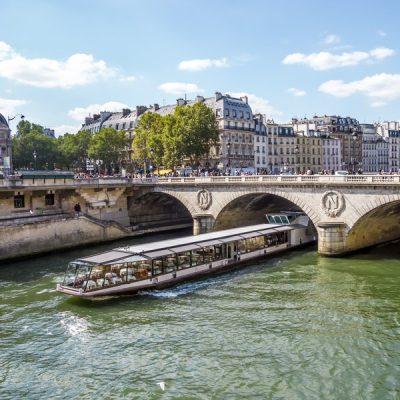 Париж — город на берегу Сены