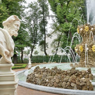 История и секреты петербуржских садов