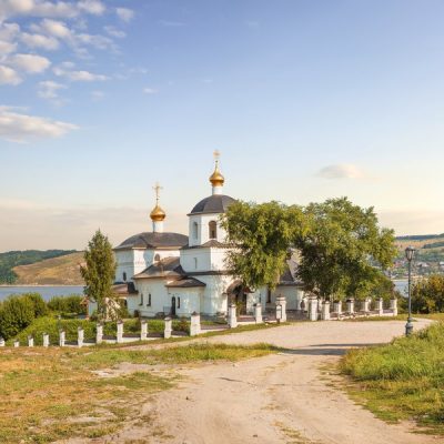 Храм всех религий, Верхний Услон и Свияжск