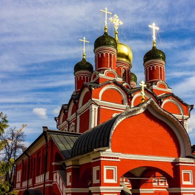 Высоко-Петровский монастырь и подъём на колокольню