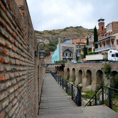 Тбилиси: прогулка по воде, земле и воздуху