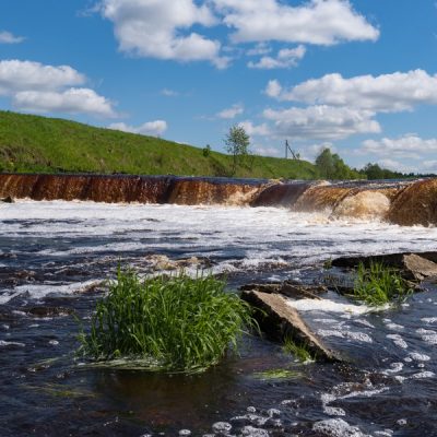 Из Петербурга — к самым полноводным водопадам Ленобласти