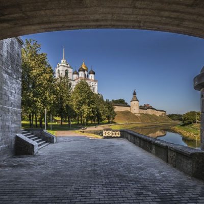 Псковский Кром: многовековая история в деталях