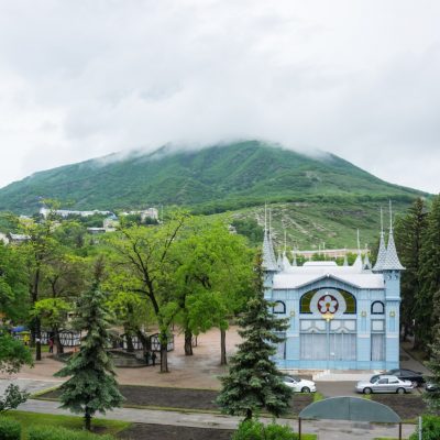 Легенды и загадки Пятигорья в мини-группе