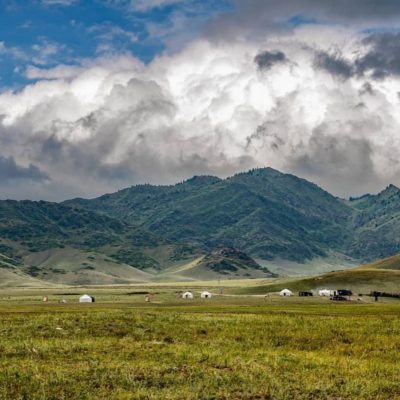 Каньоны Шарын и Бестобе: путешествие в казахскую Исландию