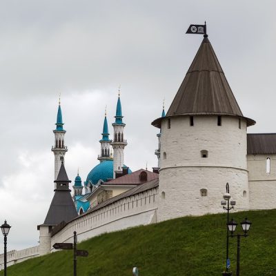 Казанский кремль вдоль и поперек