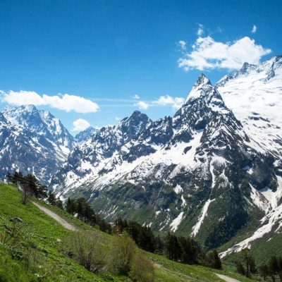 Великолепный Домбай: джип-тур в небольшой группе