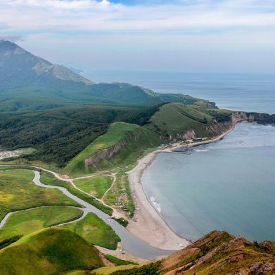 Открыть Сахалин: японские тории, Тихая бухта и Клоковский водопад