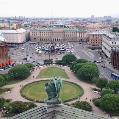 История трех старейших площадей Петербурга