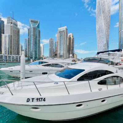 Прогулка на VIP-яхте по Дубаю — с купанием или рыбалкой