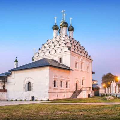 Коломенский Посад: купеческая патриархальность и стрит-арт