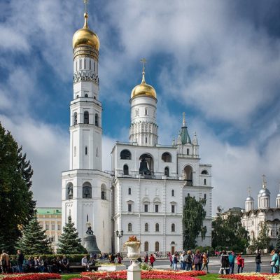 Групповая экскурсия в Кремль: история и шедевры