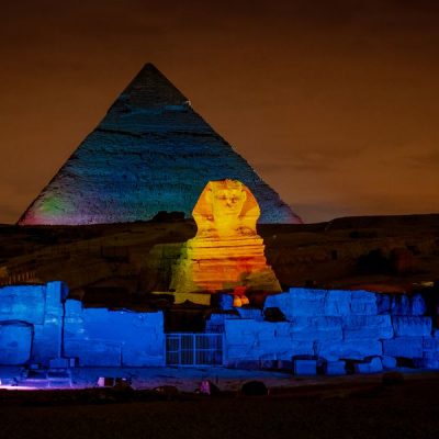 Пирамиды Гизы ночью: феерия звука и света