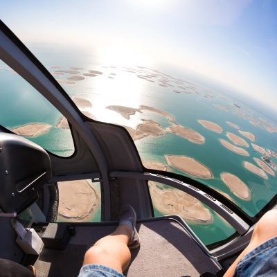 Полёт на вертолёте над Дубаем