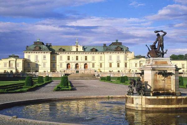 Где же живёт король? Едем в гости