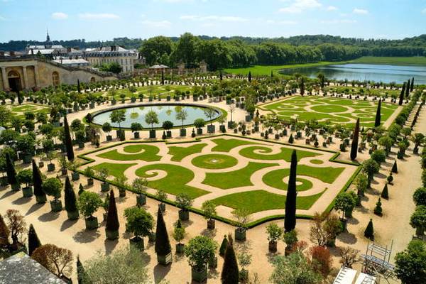 Выездная экскурсия в Версаль в мини-группе