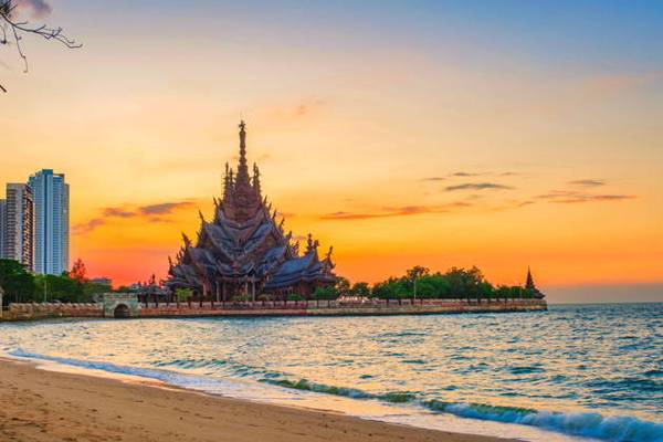 Удивительная Паттайя и катание на слонах