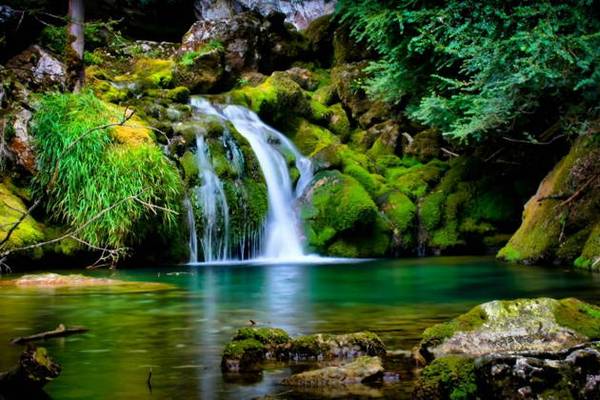 Затерянный мир — пещеры и водопады