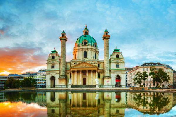 Обзорная автобусно-пешеходная экскурсия: Вена за 3 часа