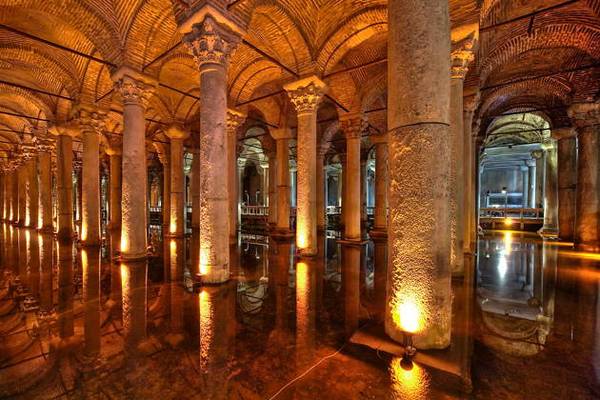 Экскурсия с гидом по цистерне Базилика и аудиогид по Голубой мечети