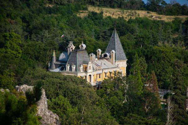 Фотопрогулка по Массандровскому парку и гротам