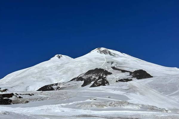 Эльбрус, Гижгит и Поляна нарзанов из Ессентуков