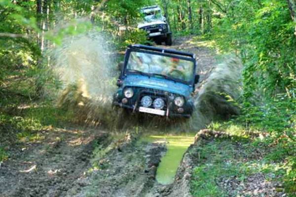 Джип-тур на грязевые вулканы в мини-группе
