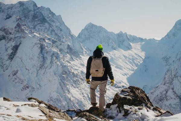 Домбай — в край ледников, горных вершин и живописных озёр