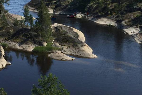 К Ладожским шхерам и необитаемому острову на быстроходном катере