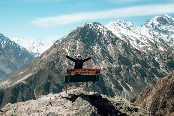 «Золотое кольцо» Осетии в мини-группе: Кармадон, Даргавс, Фиагдон