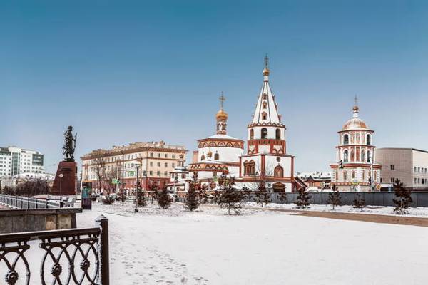 Интересная прогулка по Иркутску на автомобиле