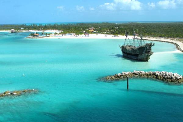 Пиратская яхта Mama Mia