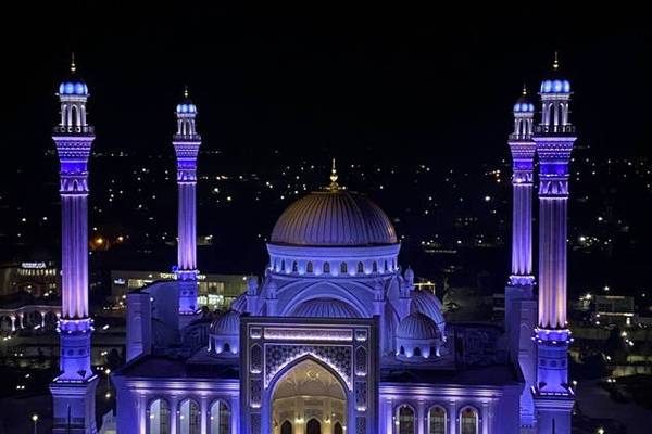 Ослепительные огни вечерней Чечни 