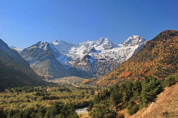 Таинственная Дигория: башни, каньоны, Галиат — путешествие в мини-группе