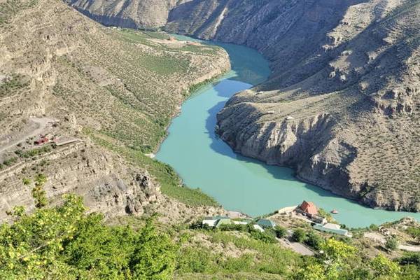 Путешествие по Сулакскому каньону и бархану Сары-Кум