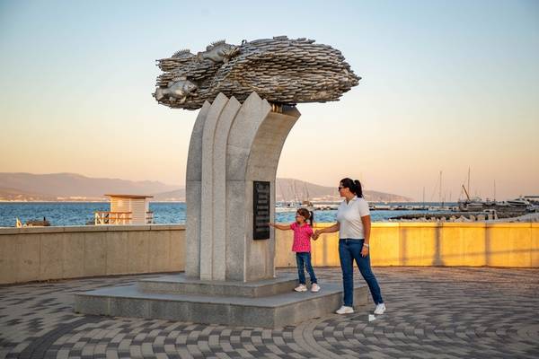 Обзорная экскурсия по Новороссийску из Абрау-Дюрсо