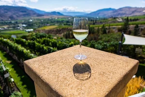 Этна в бокале вина