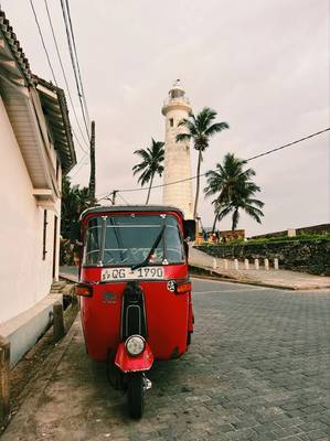 Пляжи и форт Галле — из Велигамы