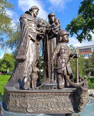 Экскурсия в Кандалакше «Два памятника»