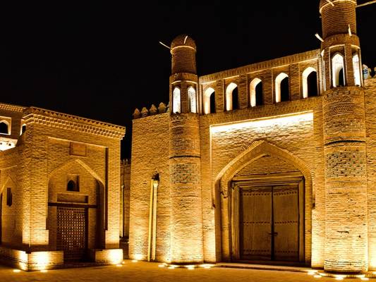 Сказочная Хива вечером