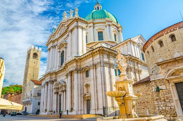 Четыре площади Брешии: путешествие через эпохи