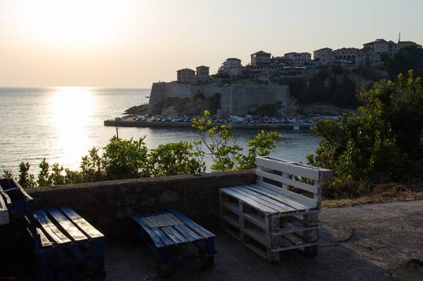 Южные контрасты: Бар и Улцинь